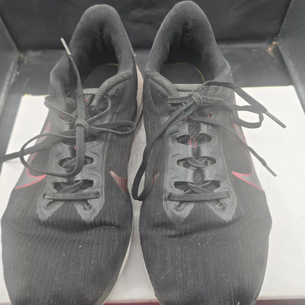 Nike Black and Red Athletic Shoes‎